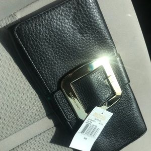 Michael Kors Small Handbag / Black and Gold